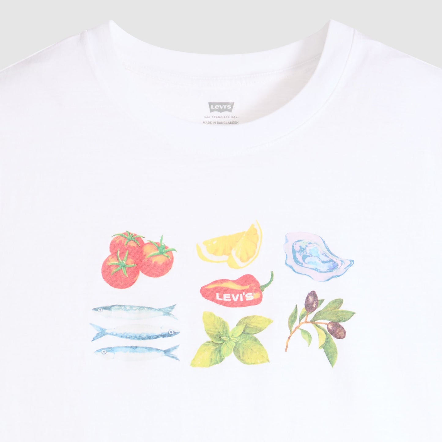 Levi's® Women's Graphic Boxy Tank