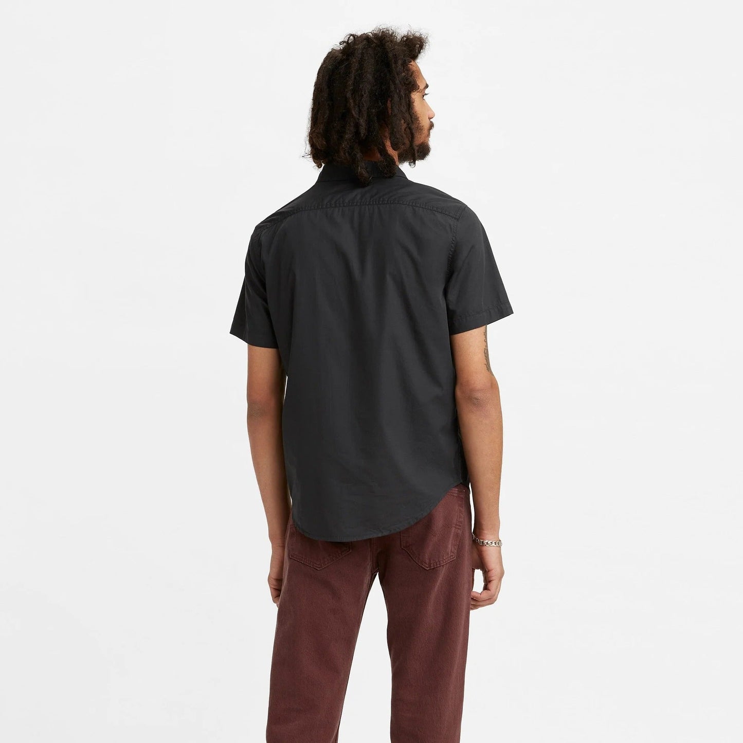 Levi's® Men's Short Sleeve Classic 1 Pocket Standard Fit Shirt