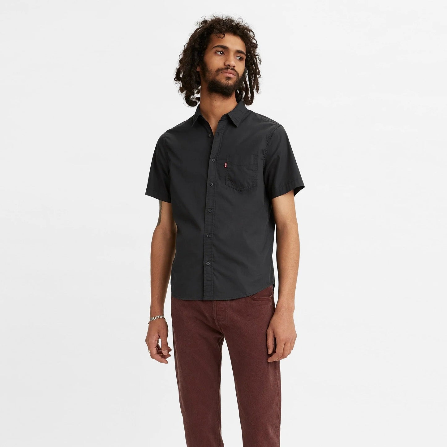 Levi's® Men's Short Sleeve Classic 1 Pocket Standard Fit Shirt