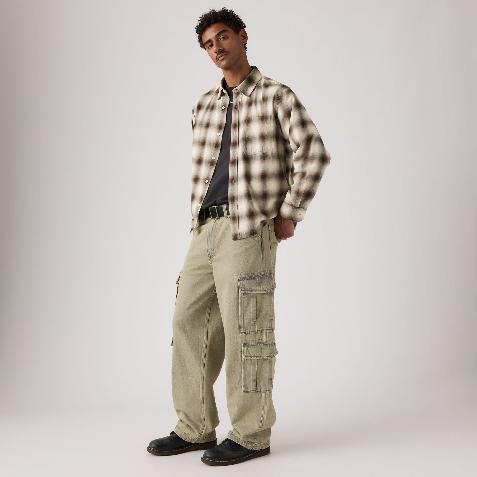 Levi's® Men's 578™ Baggy Cargos - Grey | Levi's SG