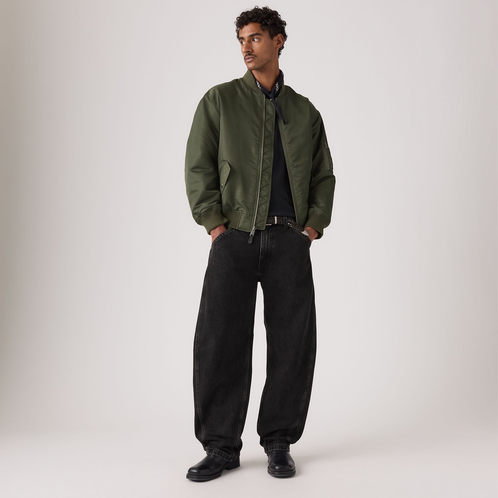 Levi's® Men's Baggy Barrel Jeans - Black | Levi's SG
