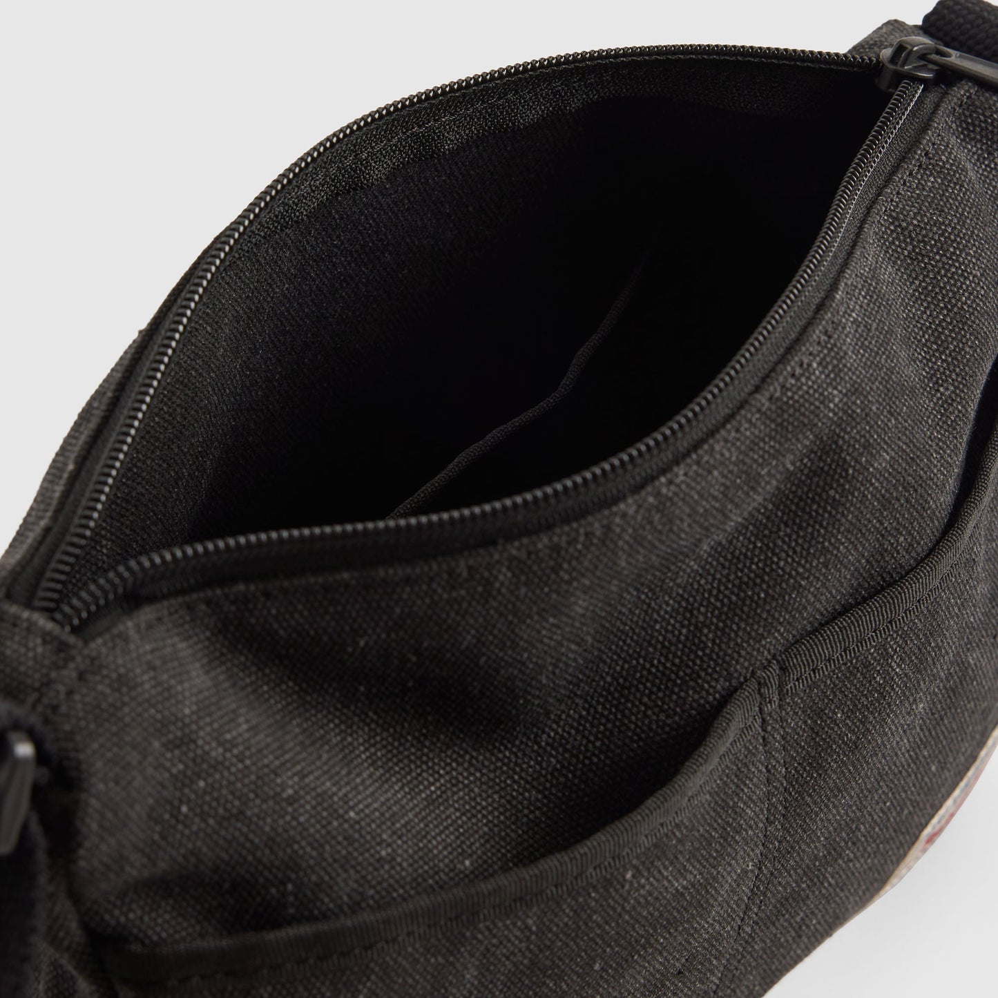 Levi's® Men's Emory Crossbody Bag