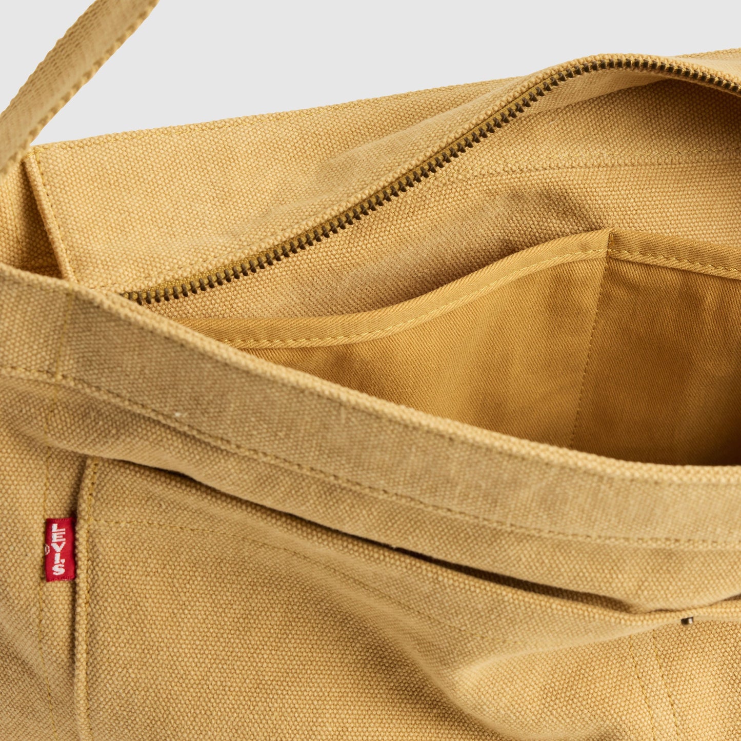 Levi's® Men's Heritage Messenger Bag