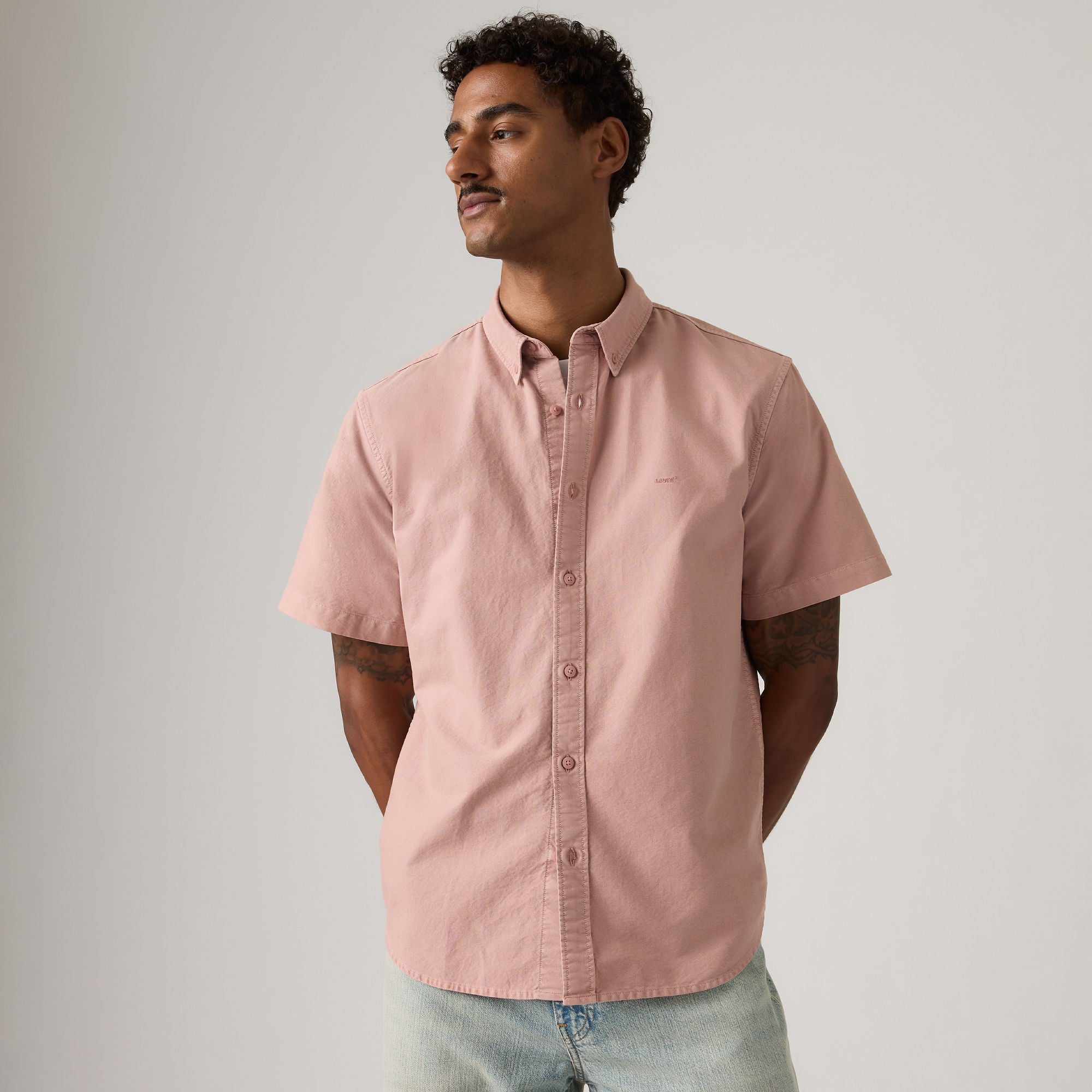 Levi's Men's Short-Sleeve Authentic Button-Down Shirt - Pink | Levi's SG