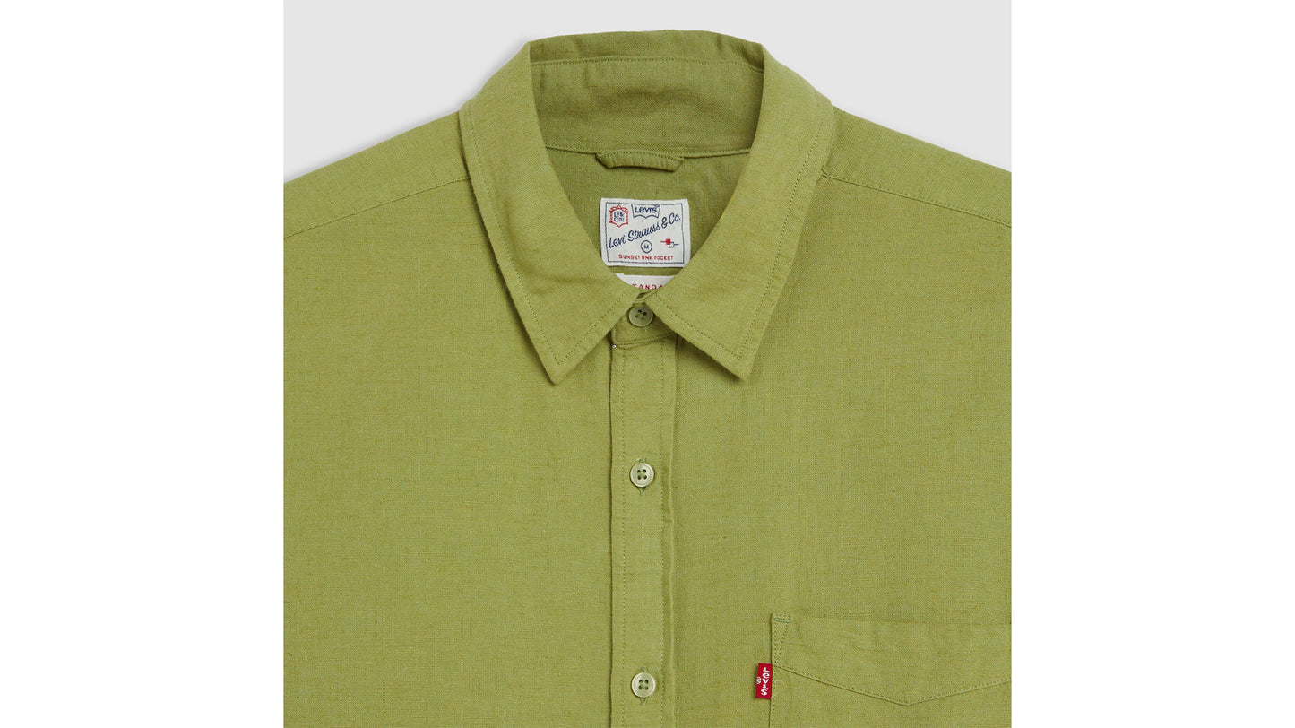 Levi's® Men's Short-Sleeve Sunset Pocket Standard Fit Shirt