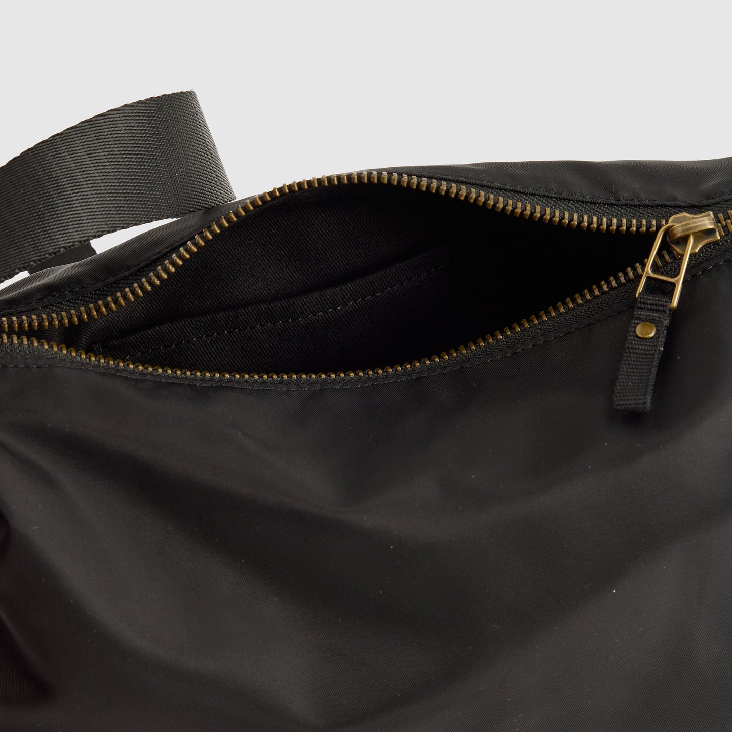 Levi's® Women's Ali Small Shoulder Bag