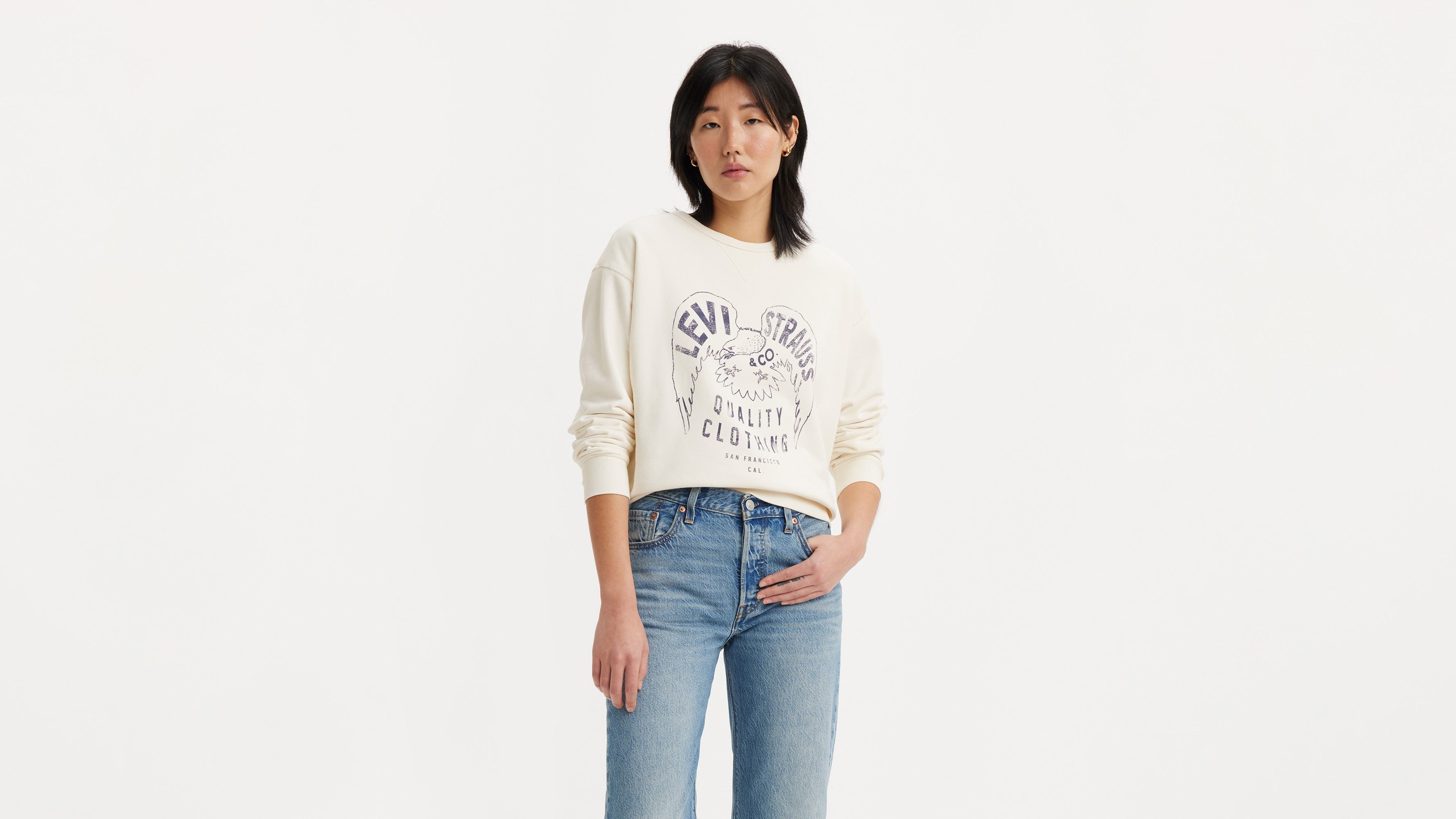 Levi's® Women's Graphic Signature Crewneck Sweatshirt - Crew Levis 