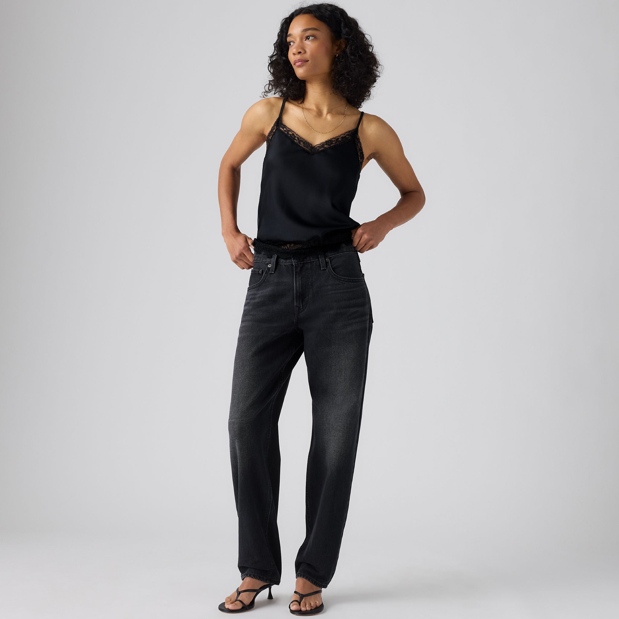 Levi's® Women's Loose Taper Jeans - Medium Indigo | Levi's SG