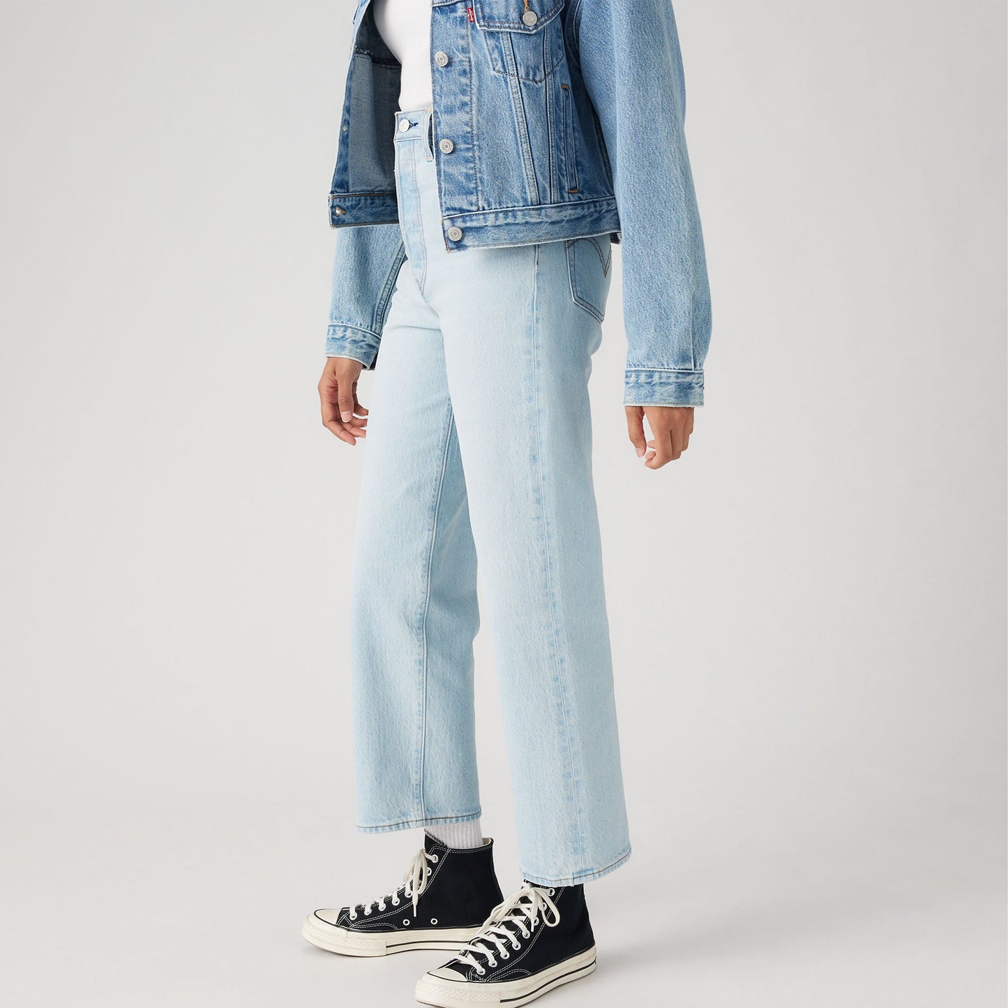 Levi's® Women's Ribcage Straight Ankle Jeans