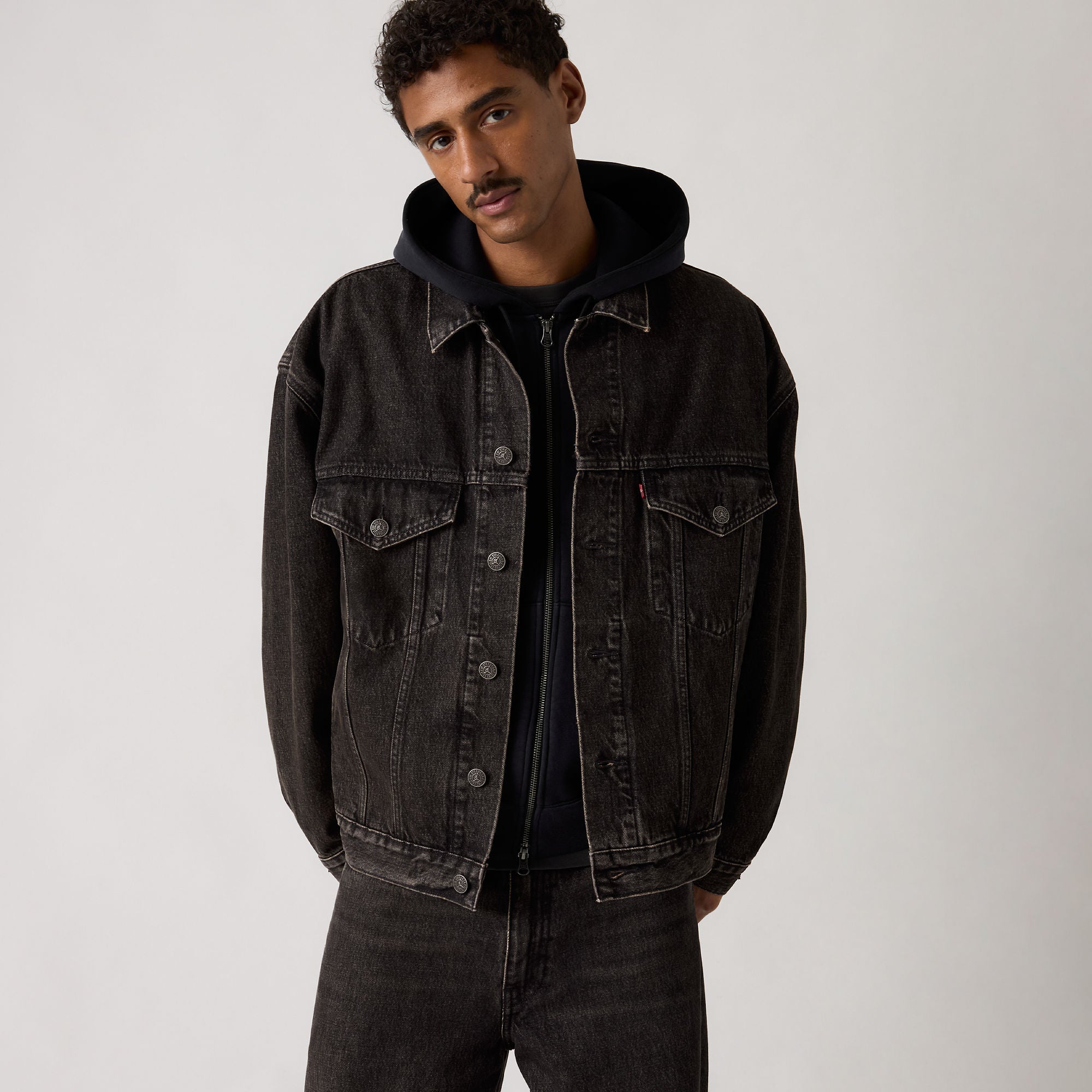 Levi's®xJordan Type III Trucker Jacket M Levi's® x Jordan Type III Trucker Jacket - Black | Levi's SG