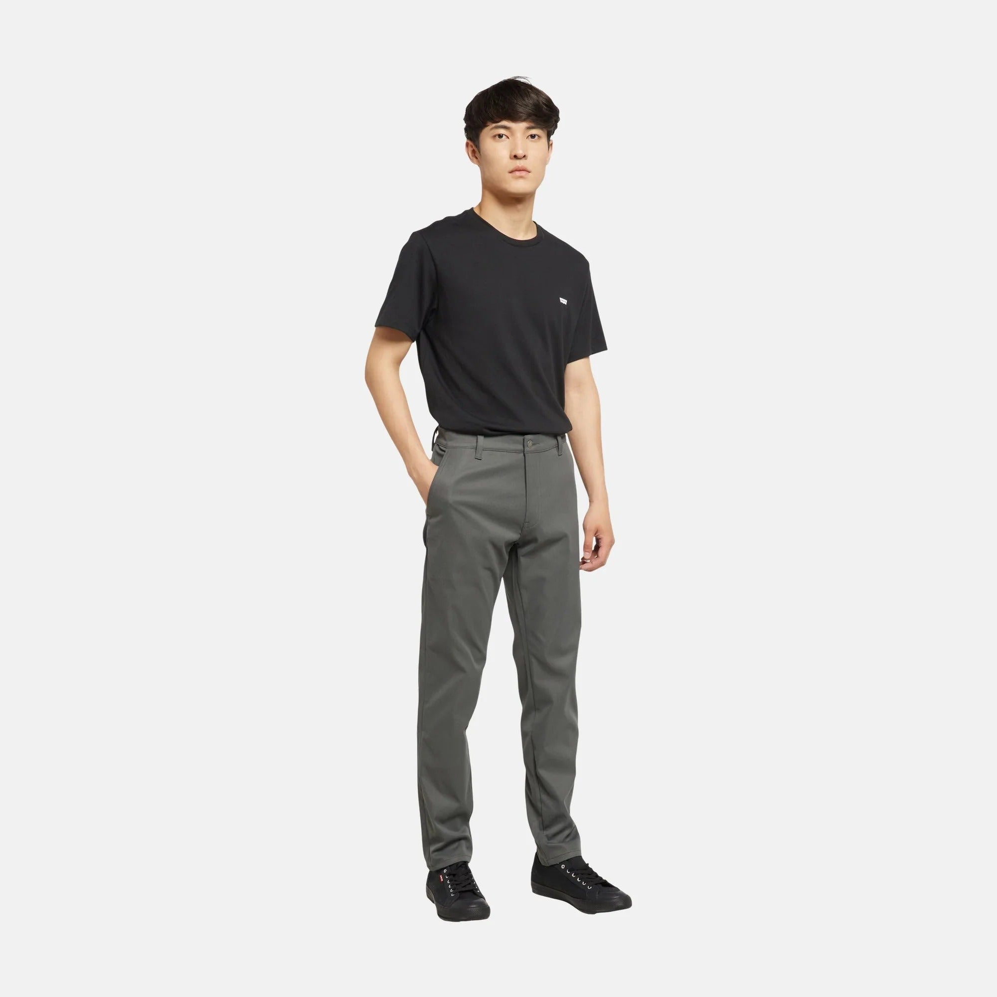 Levi's® Men's XX Chino Standard Taper Tech+ - Grey | Levi's SG