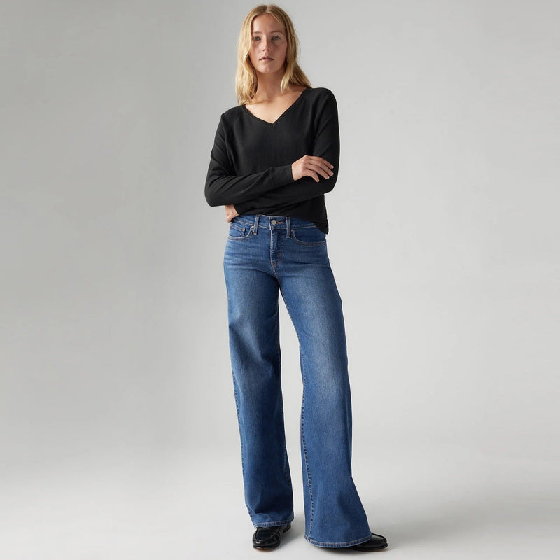 Levi's® Women's 318 Shaping Wide-Leg Jeans