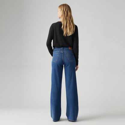 Levi's® Women's 318 Shaping Wide-Leg Jeans