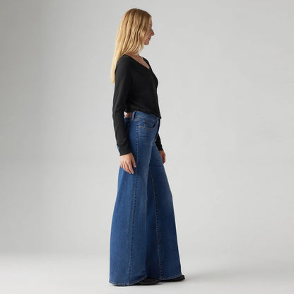 Levi's® Women's 318 Shaping Wide-Leg Jeans