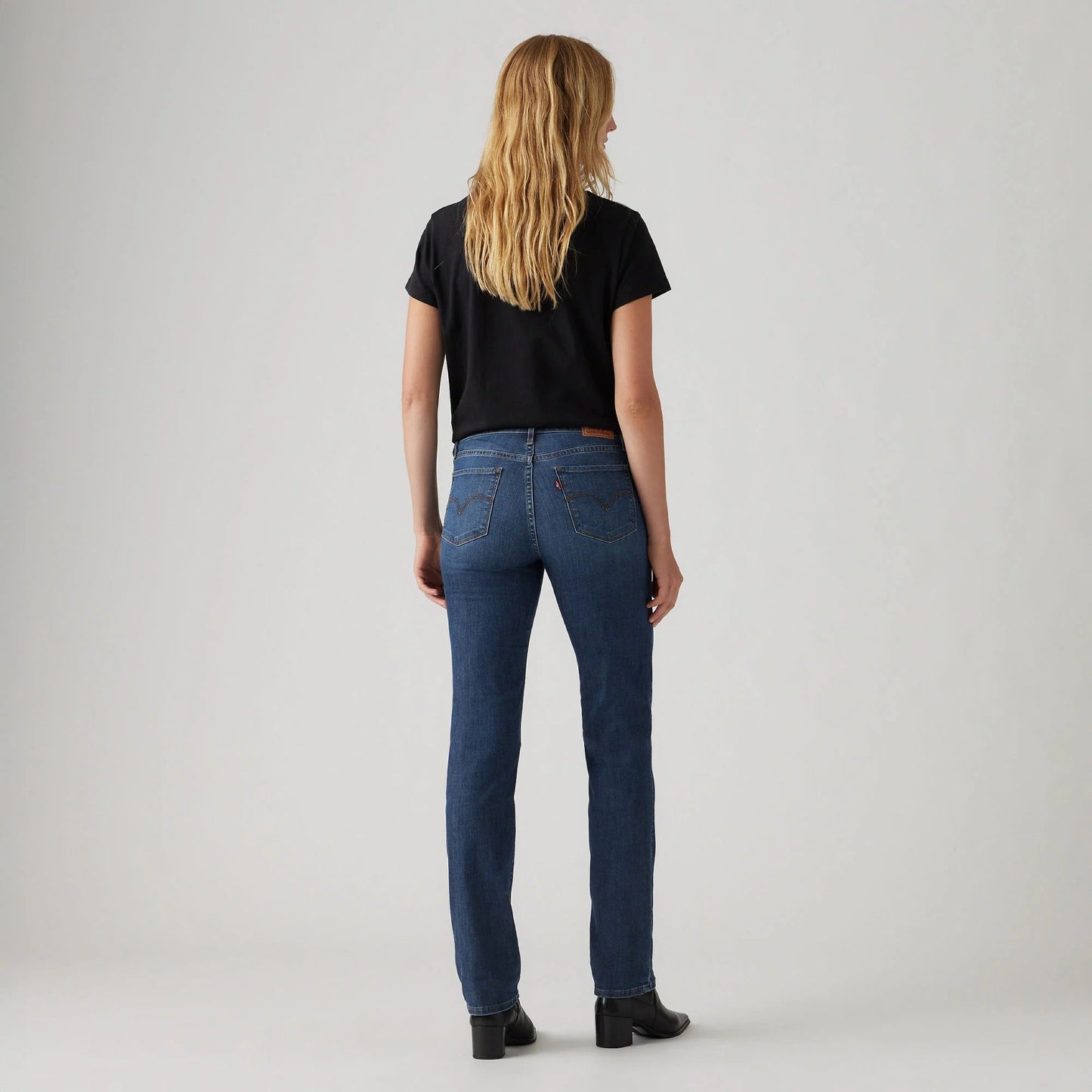 Levi's® Women's 314 Shaping Straight Jeans
