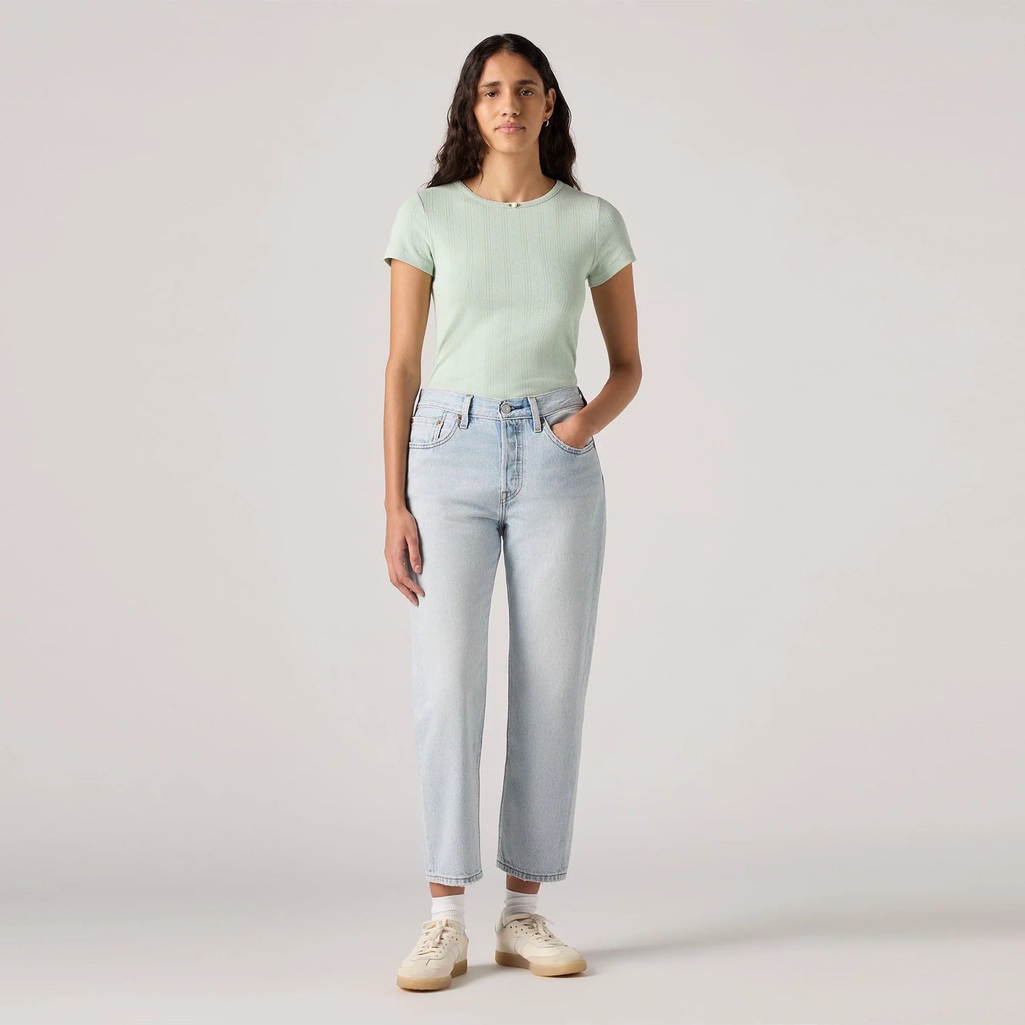 Levi’s® Women’s 501® Original Lightweight Cropped Jeans
