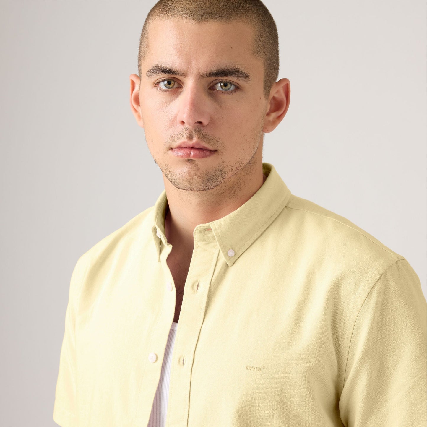Levi's® Men's Short-Sleeve Authentic Button-Down Shirt