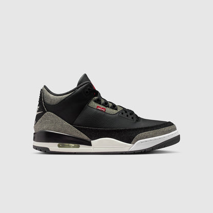 Air Jordan 3 x Levi’s®
Black Denim Sneakers