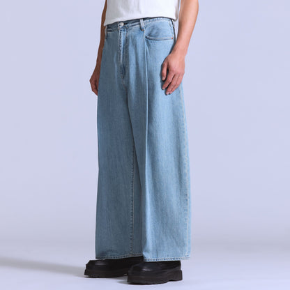 Levi's® Blue Tab™ Men's Wide-Leg Pleat Crop Jeans