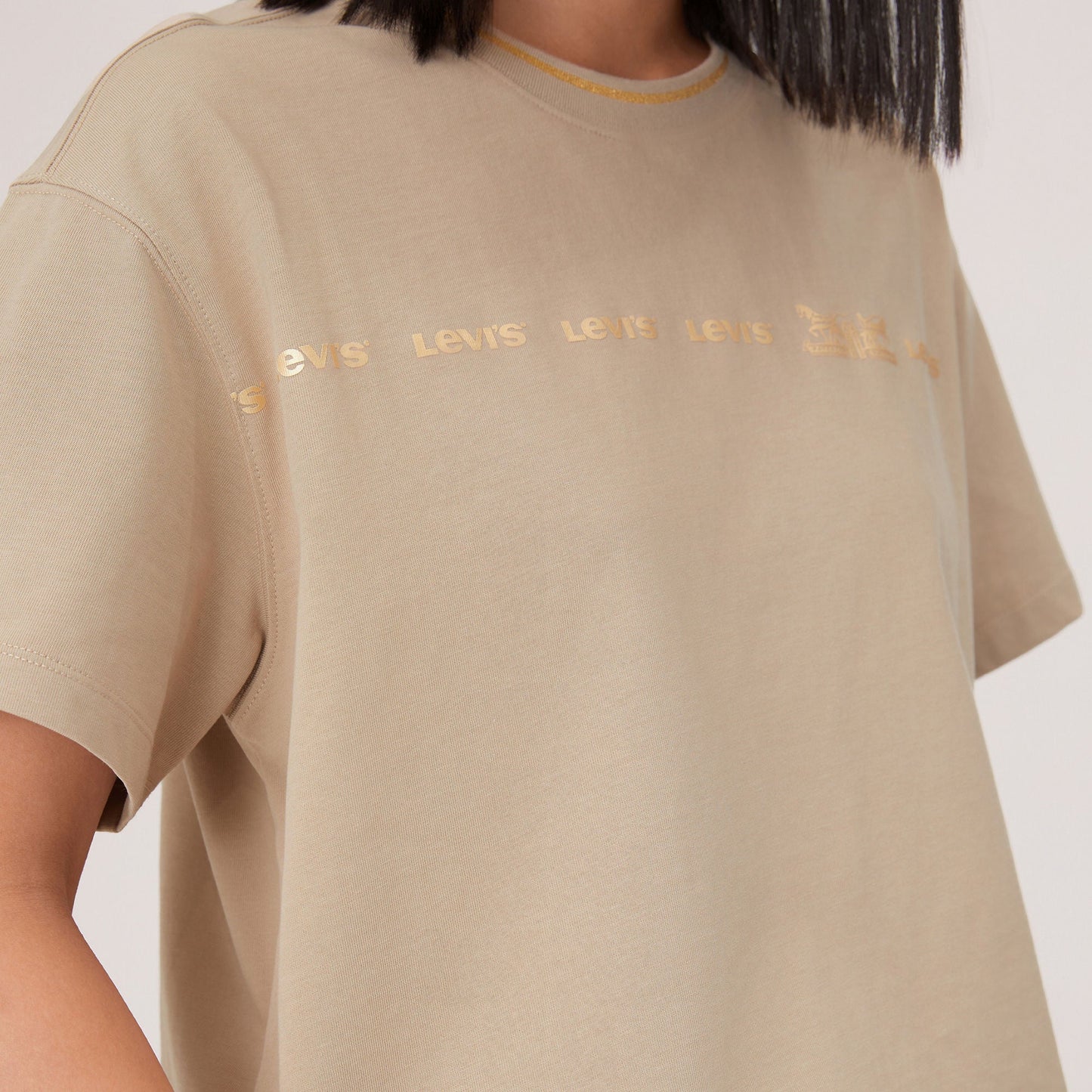 Levi's® Lunar New Year Women's Short-Sleeve Cropped Tee