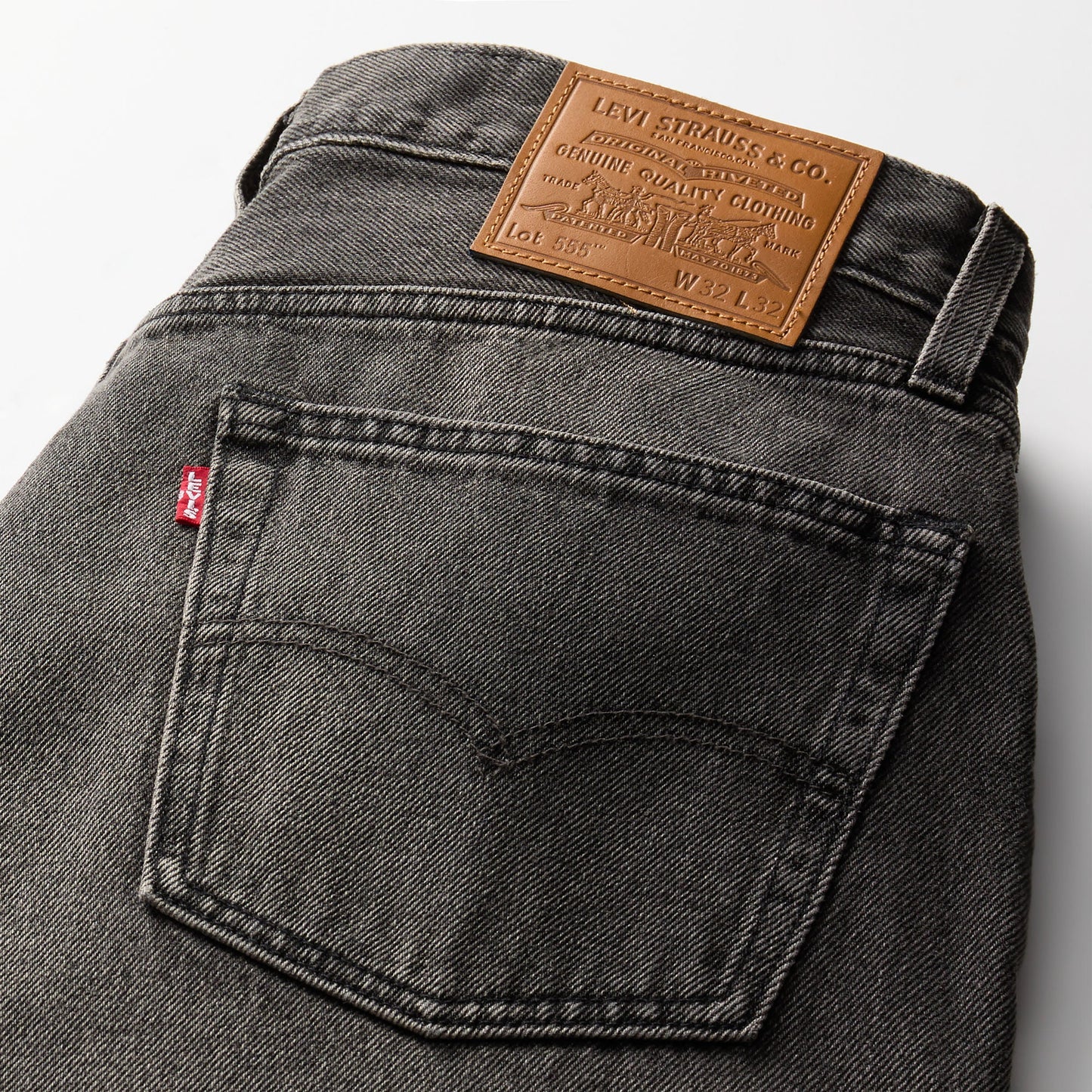 Levi's® Men's 555™ Relaxed Straight Jeans