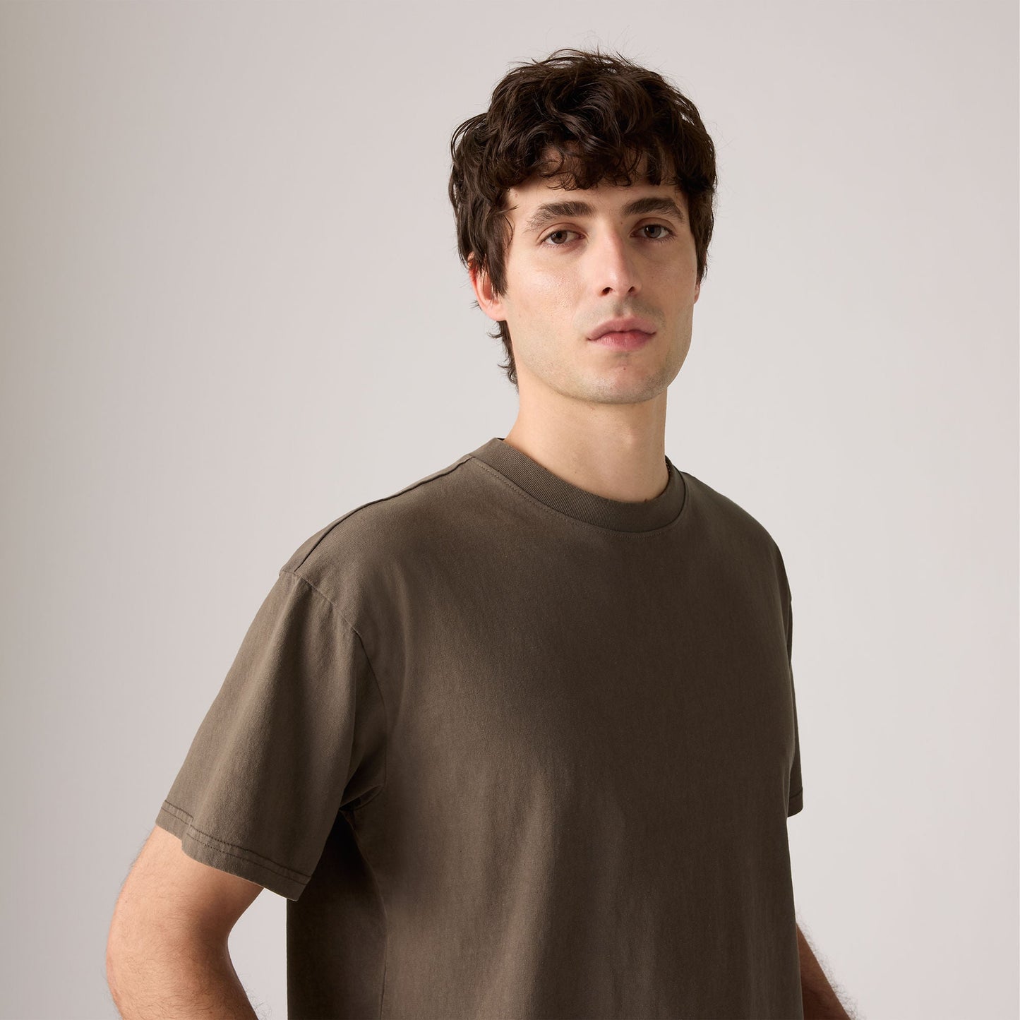 Levi's® Men's Cropped Short-Sleeve Tee