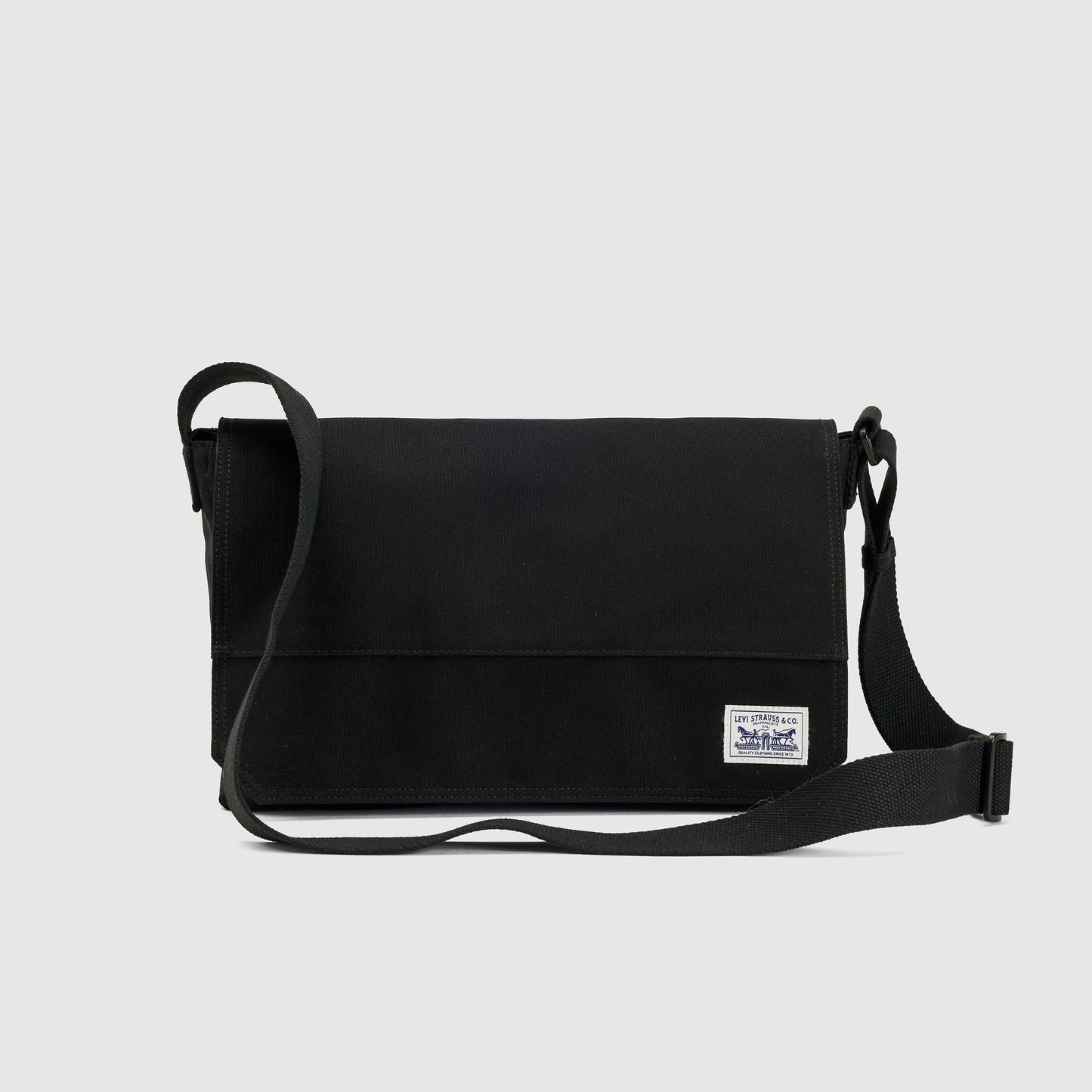 Levi's® Men's Duboce Messenger Bag