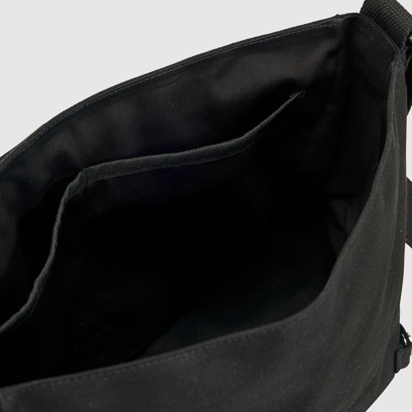 Levi's® Men's Duboce Messenger Bag