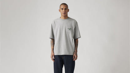 Levi's® Men's Half-Sleeve Graphic Pocket T-Shirt