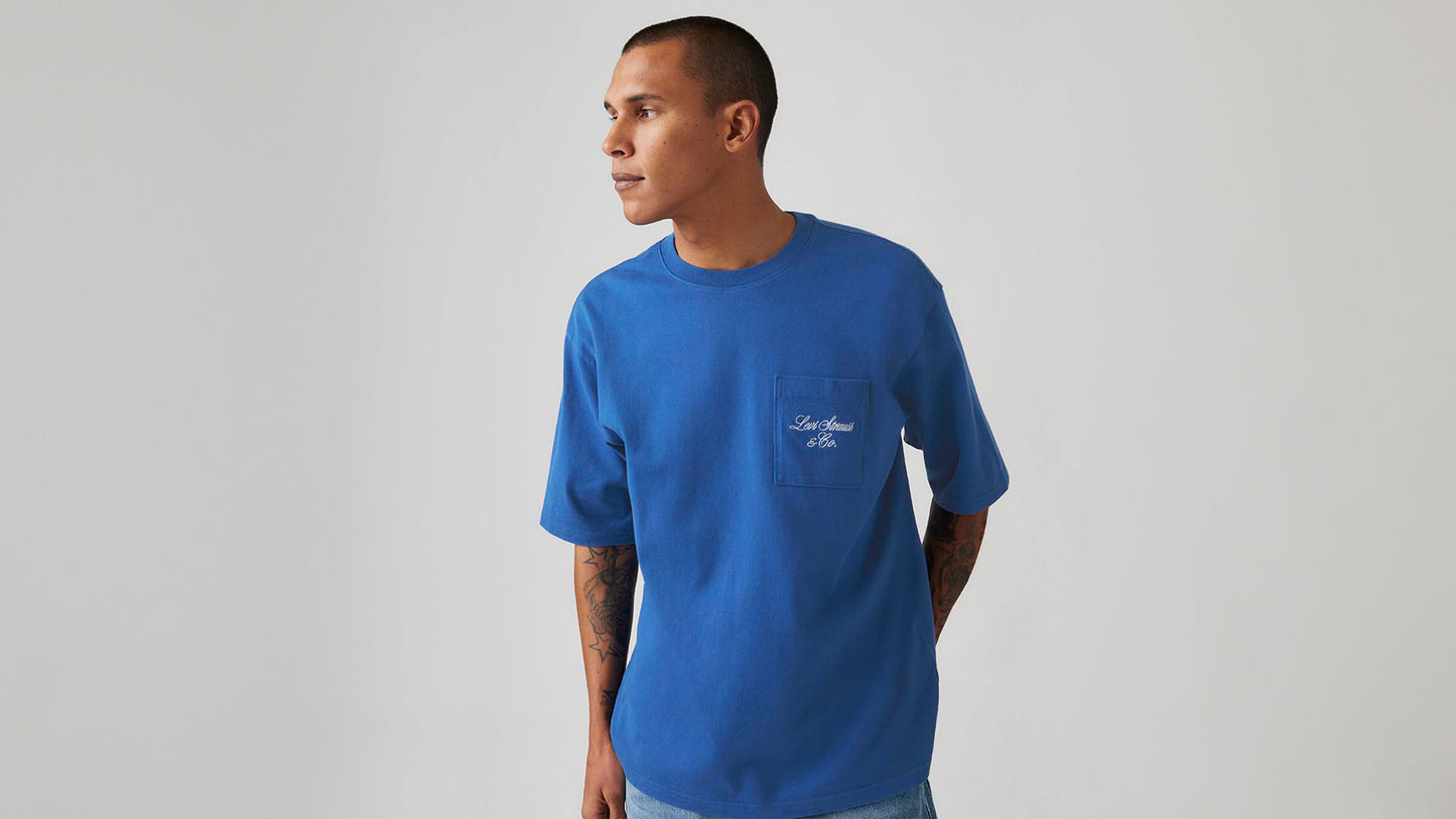 Levi's® Men's Half-Sleeve Graphic Pocket T-Shirt