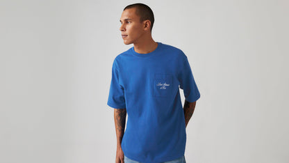 Levi's® Men's Half-Sleeve Graphic Pocket T-Shirt