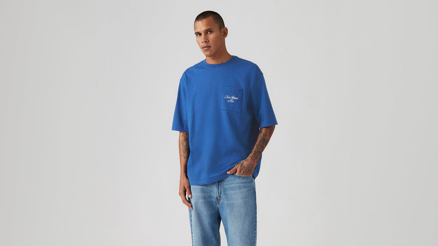 Levi's® Men's Half-Sleeve Graphic Pocket T-Shirt