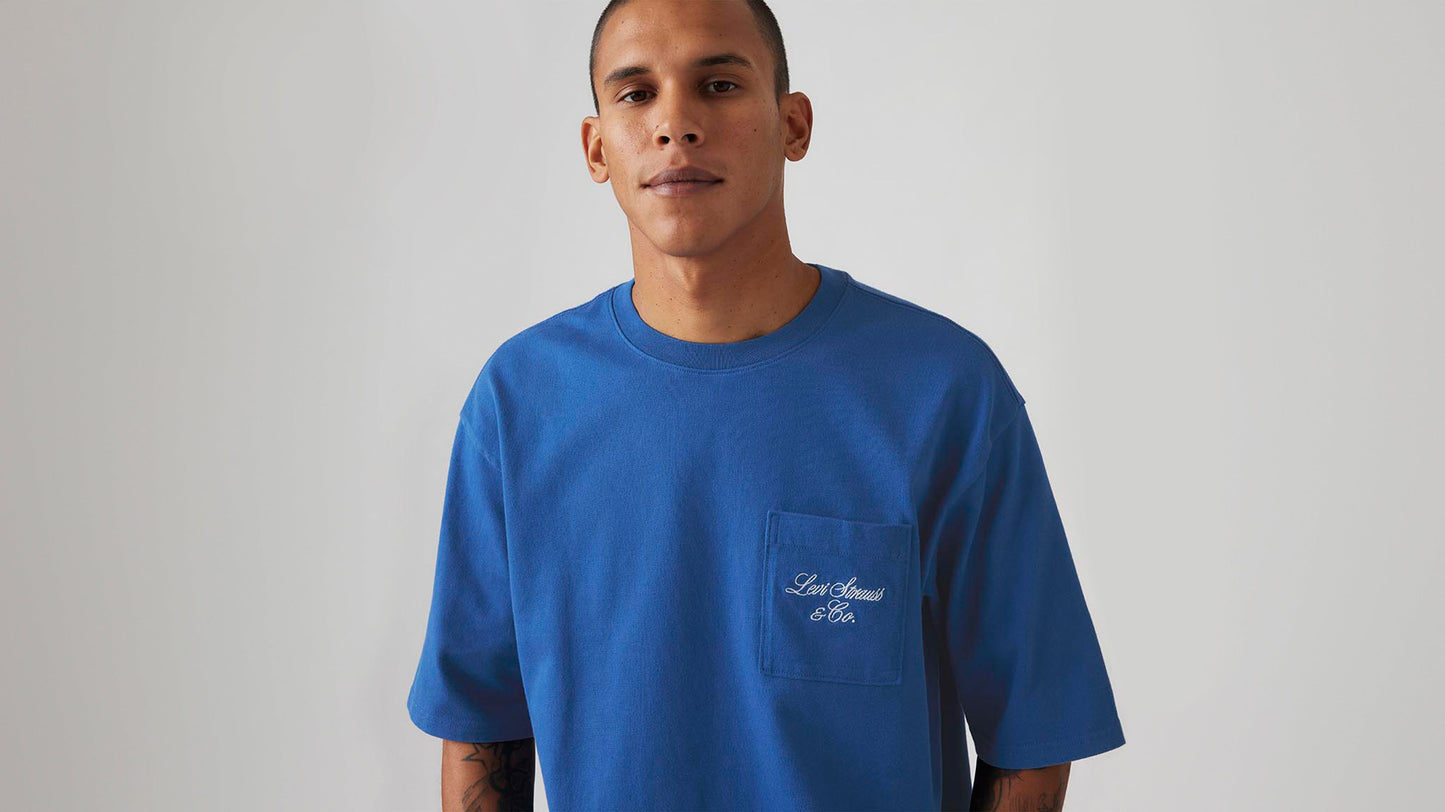 Levi's® Men's Half-Sleeve Graphic Pocket T-Shirt