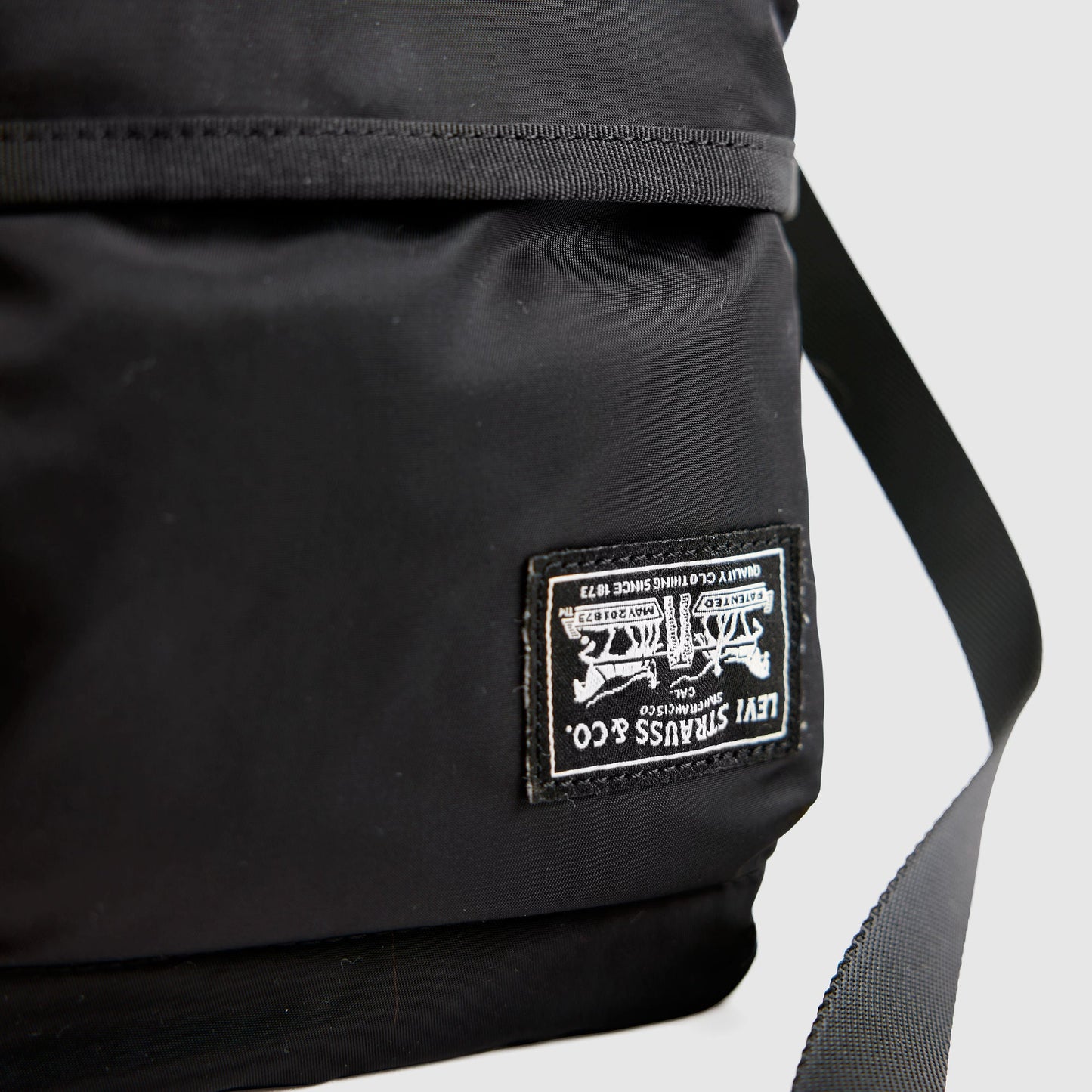 Levi's® Men's Mission Bay Crossbody Pouch