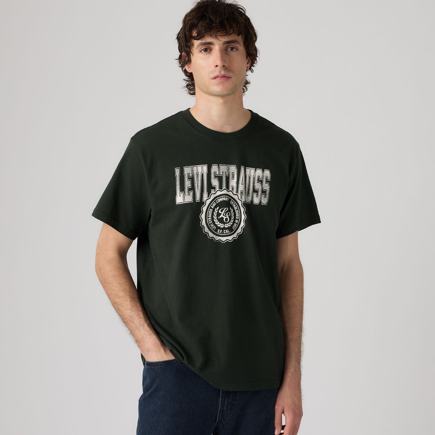 Levi's® Men's Relaxed Fit Short Sleeve Graphic T-Shirt