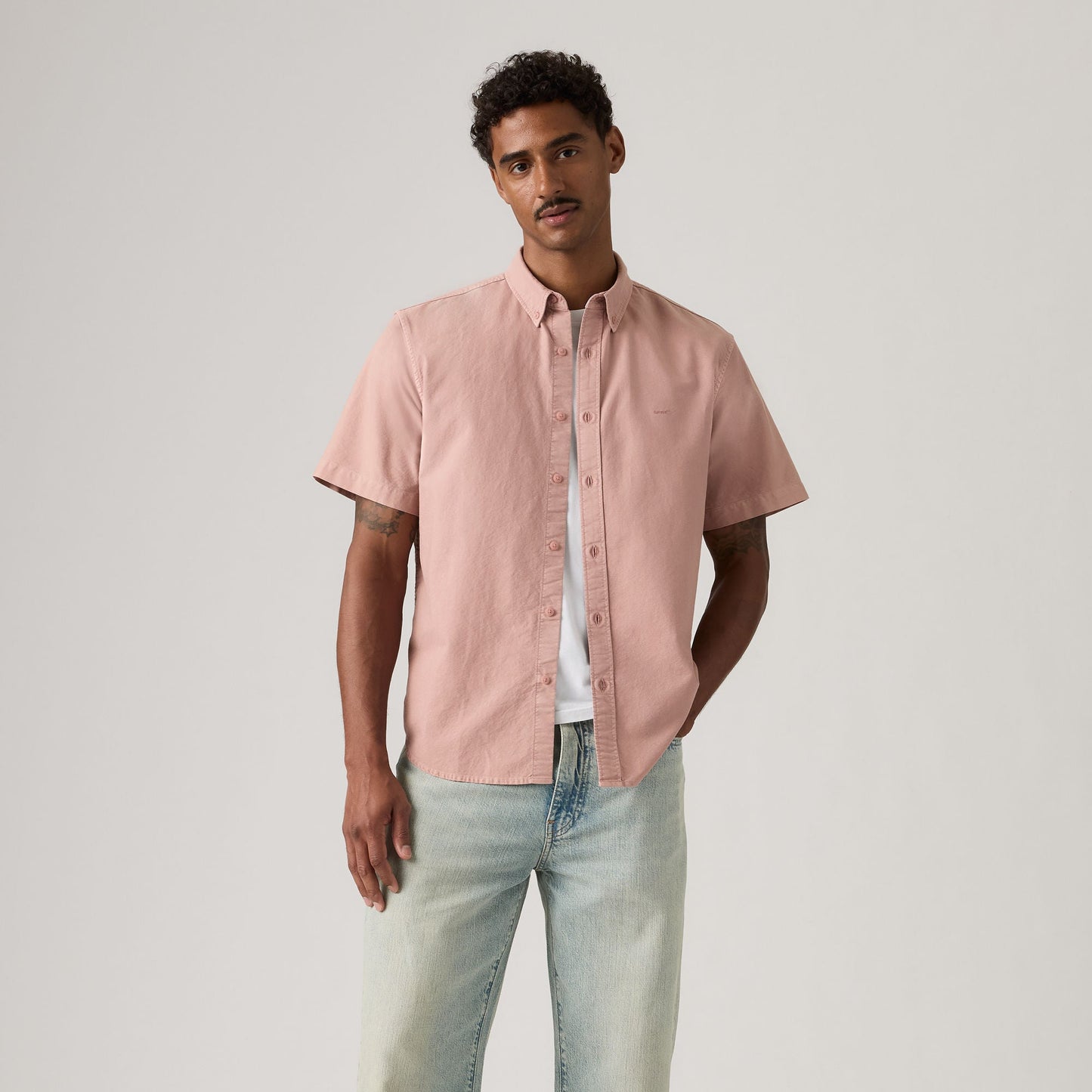 Levi's® Men's Short-Sleeve Authentic Button-Down Shirt