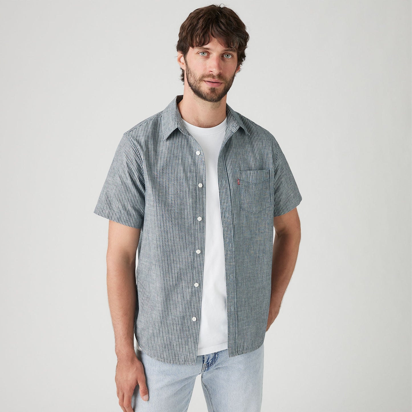 Levi's® Men's Short-Sleeve Classic Standard Fit Shirt