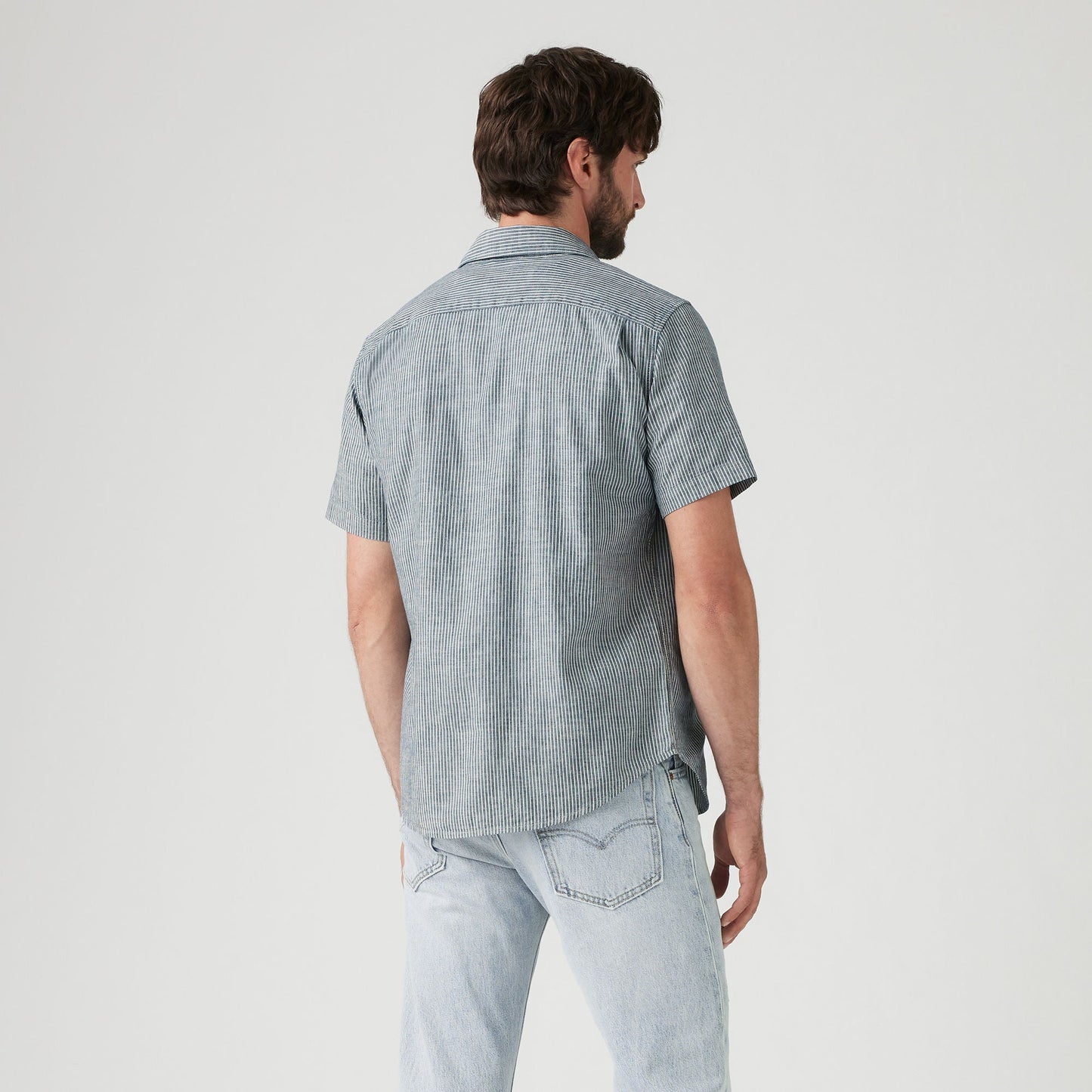 Levi's® Men's Short-Sleeve Classic Standard Fit Shirt