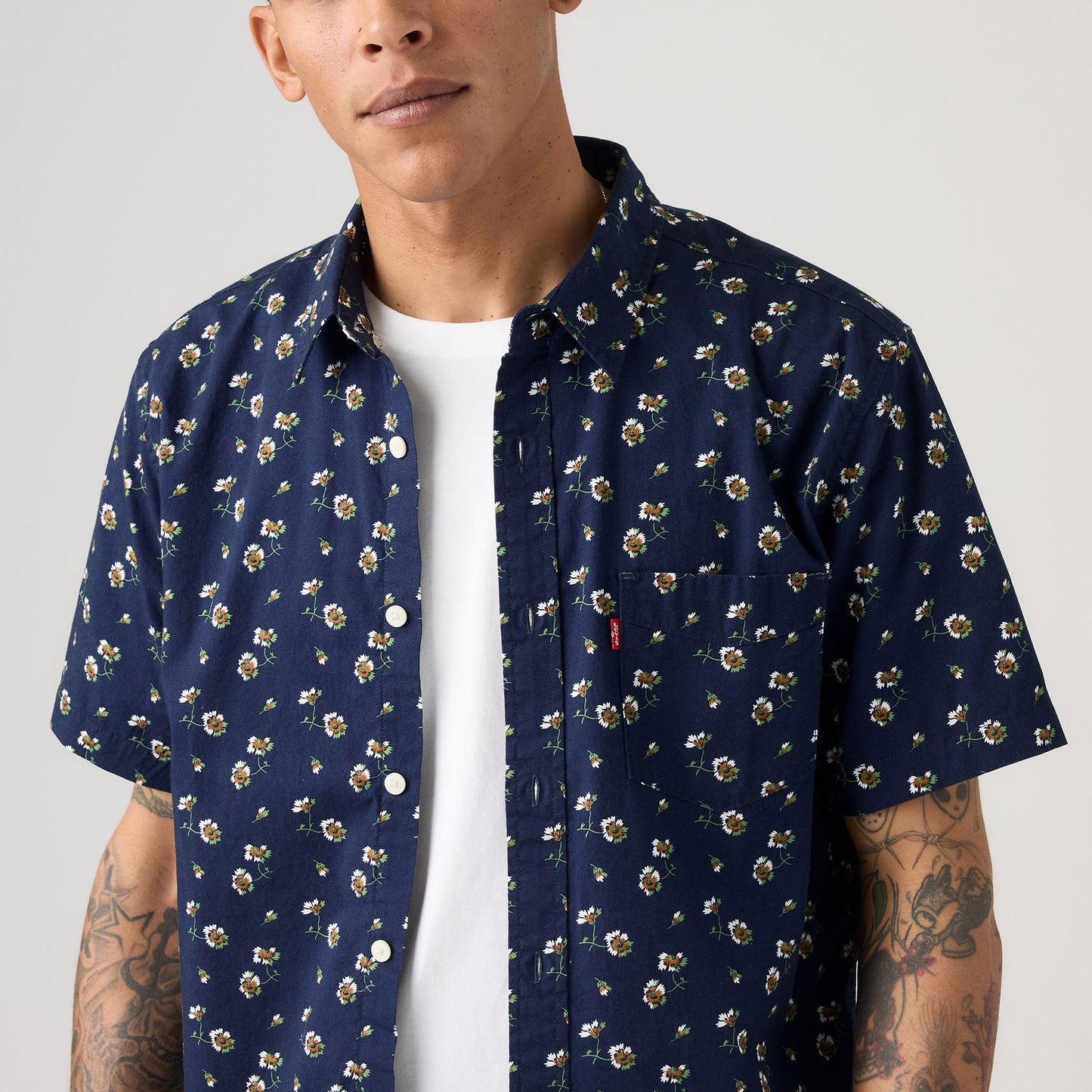 Levi's® Men's Short-Sleeve Classic Standard Fit Shirt