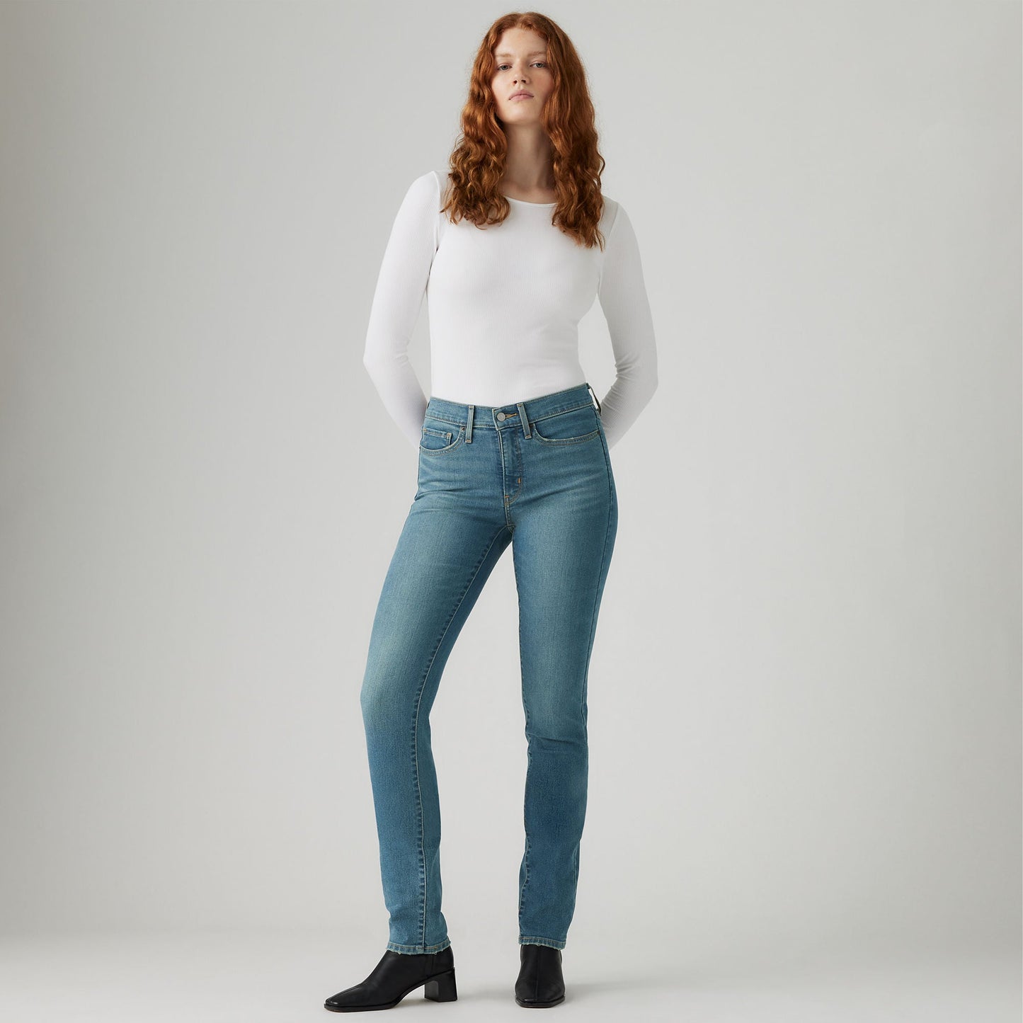 Levi's® Women's 312 Shaping Slim Jeans