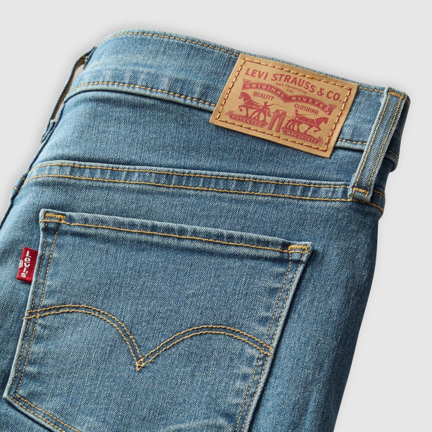 Levi's® Women's 312 Shaping Slim Jeans