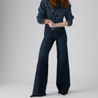 Levi's® Women's 318 Shaping Wide-Leg Jeans
