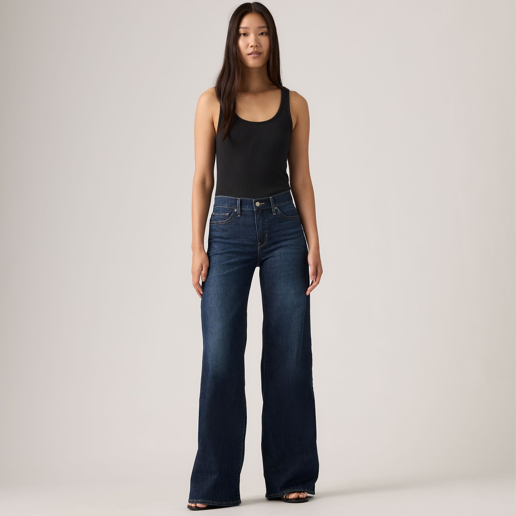 levis-womens-318-shaping-wide-