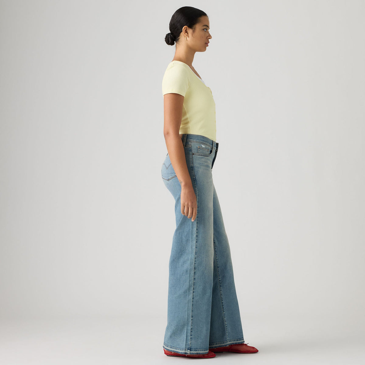 Levi's® Women's 318 Shaping Wide-Leg Jeans