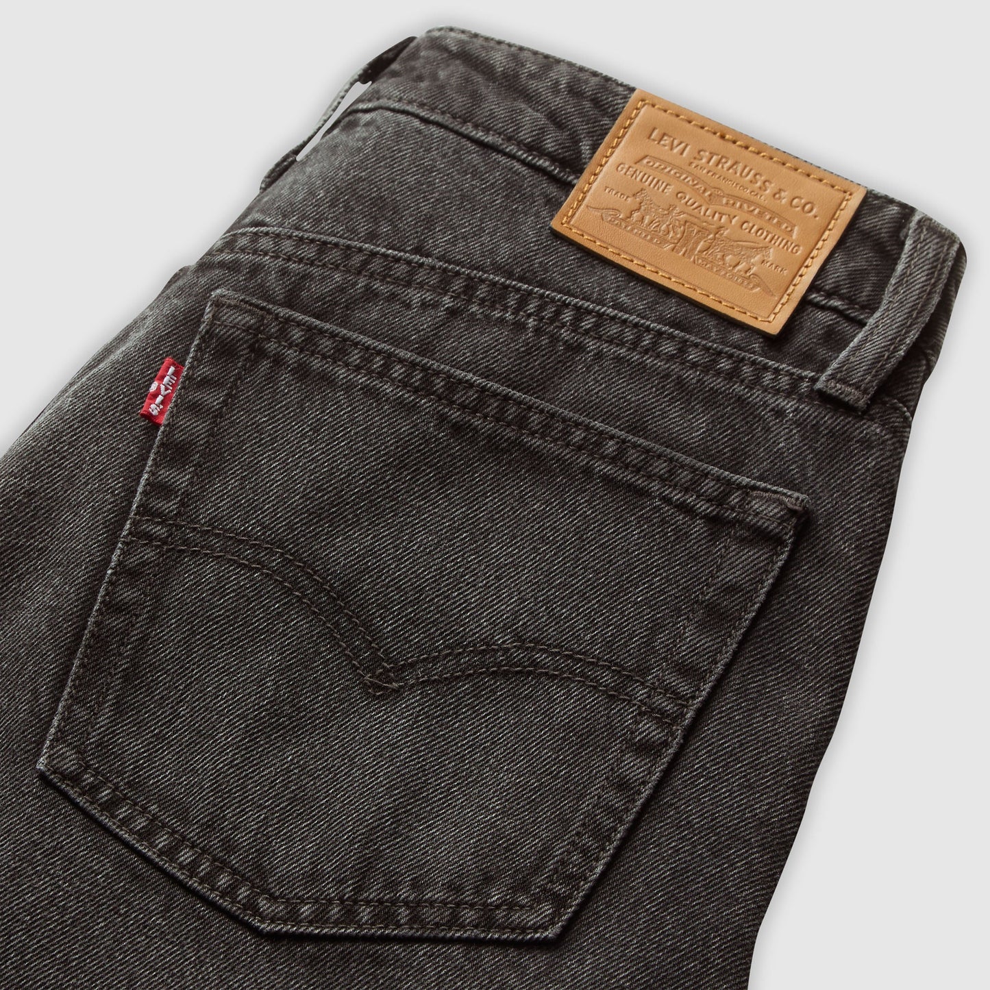 Levi's® Women's Baggy Dad Barrel Jeans