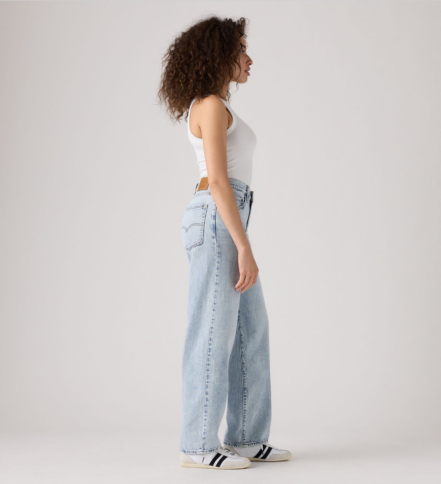 Levi's® Women's Baggy Dad Jeans - Light Indigo | Levi's SG