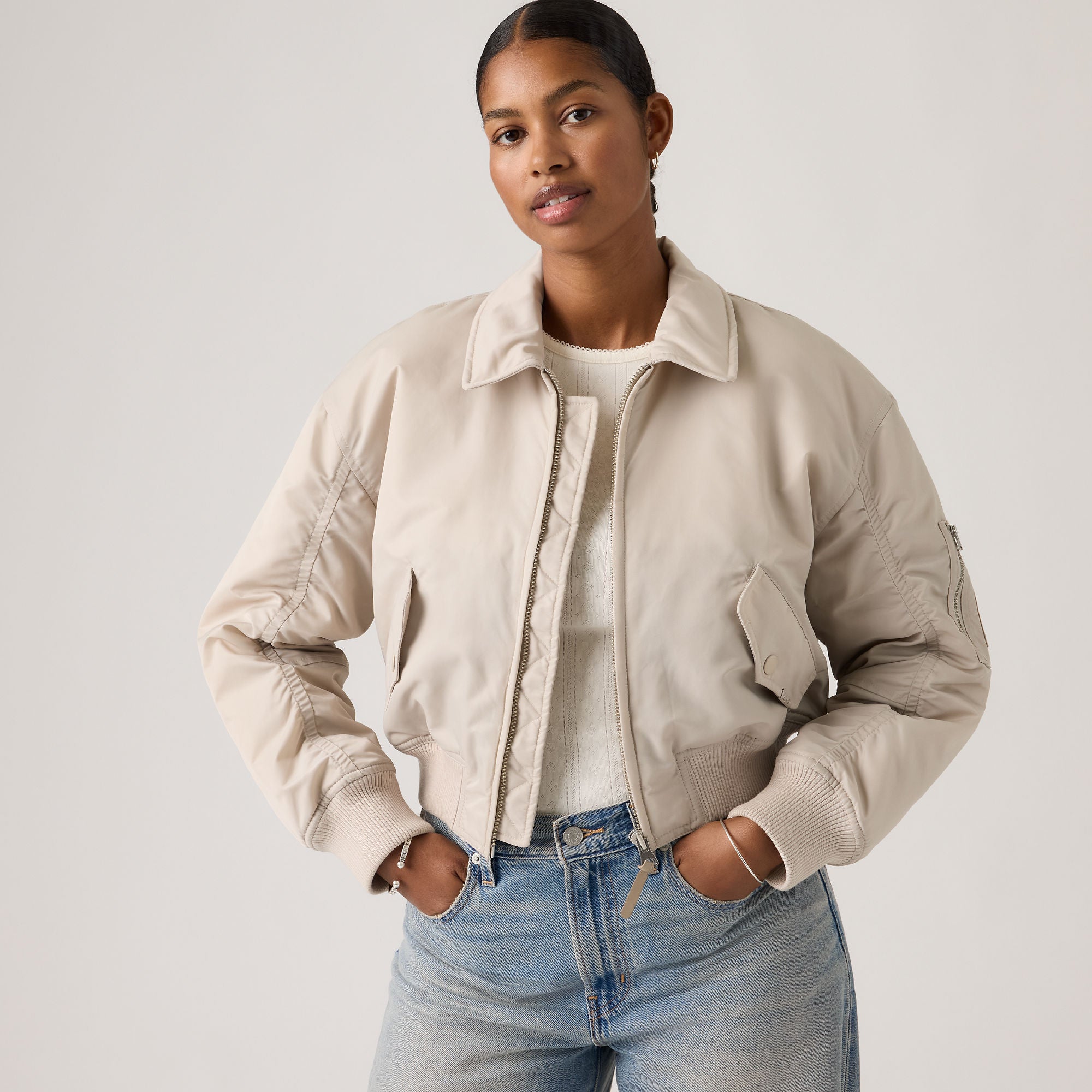 Levi's® Women's Bowie Cropped Bomber Jacket - Multicolor | Levi's SG