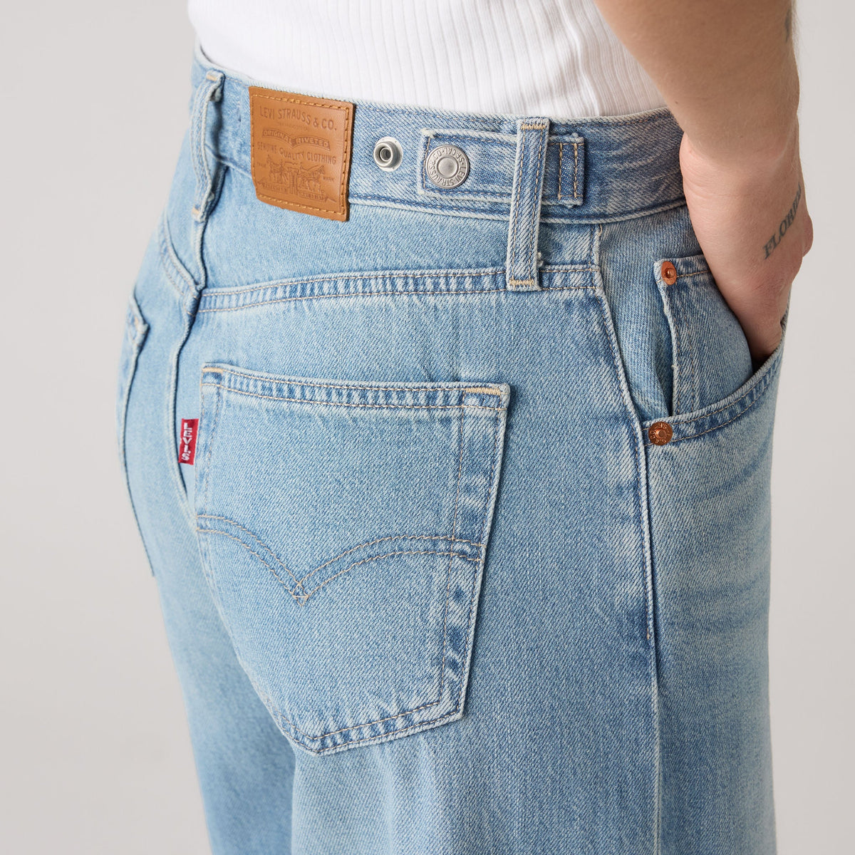 Levi's® Women's Cinch Wide-Leg Jeans
