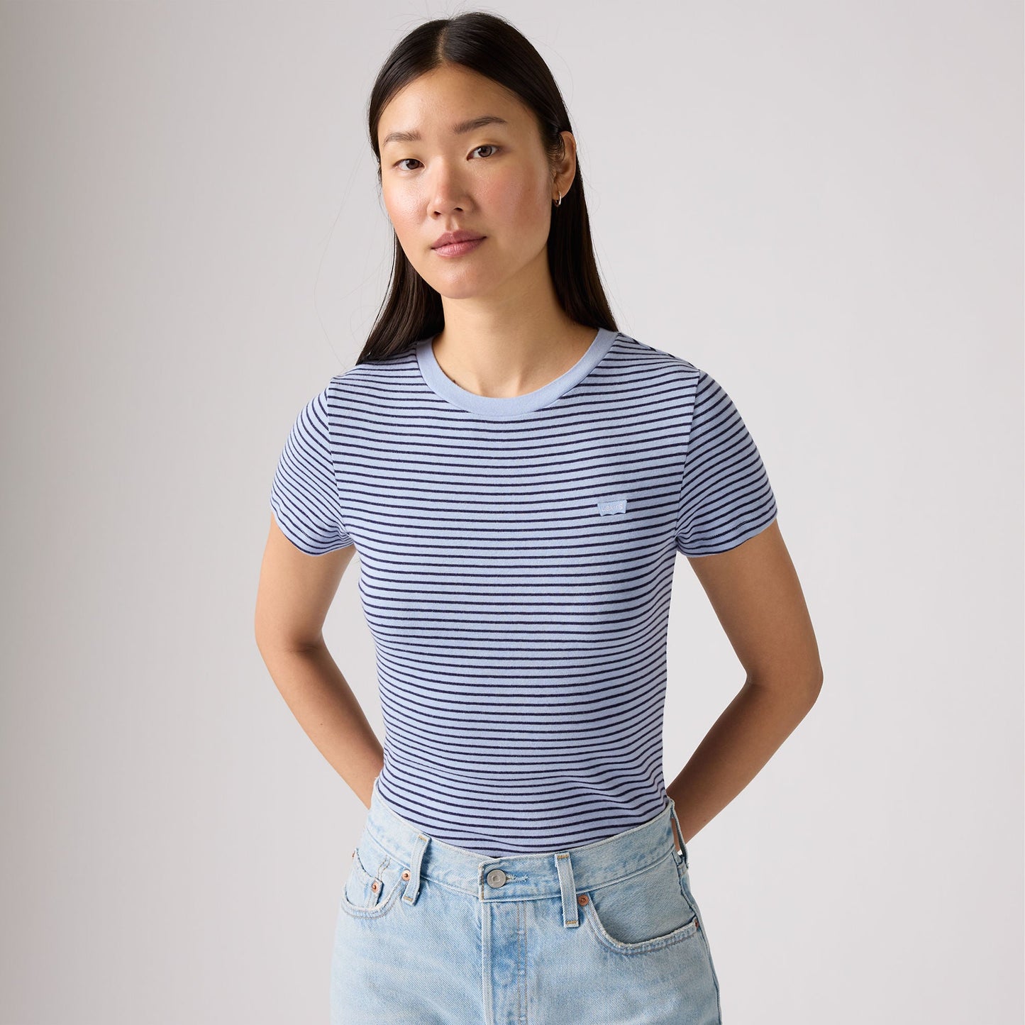 Levi's® Women's Essential Housemark Short-Sleeve Tee
