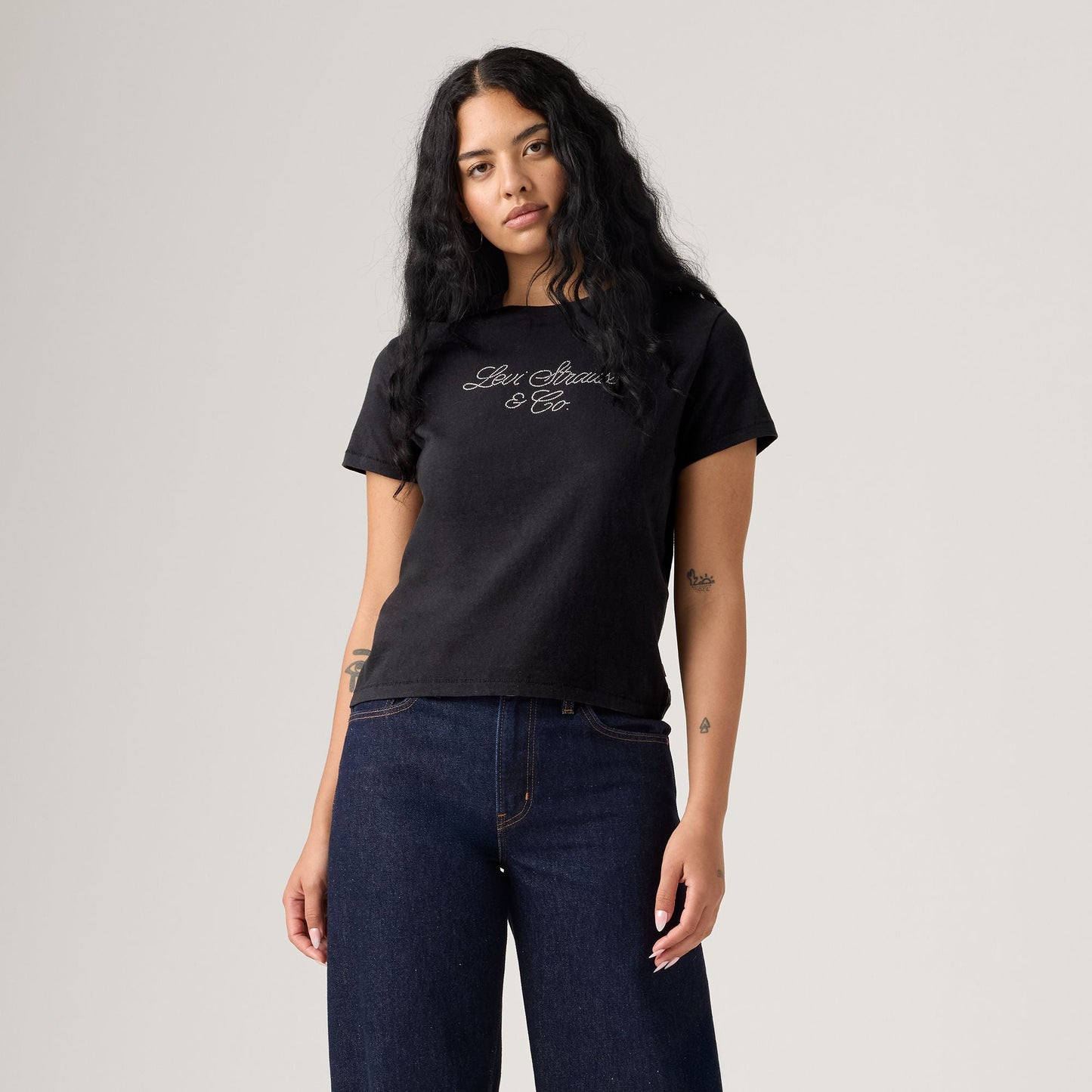 Levi's® Women's Graphic Classic Tee